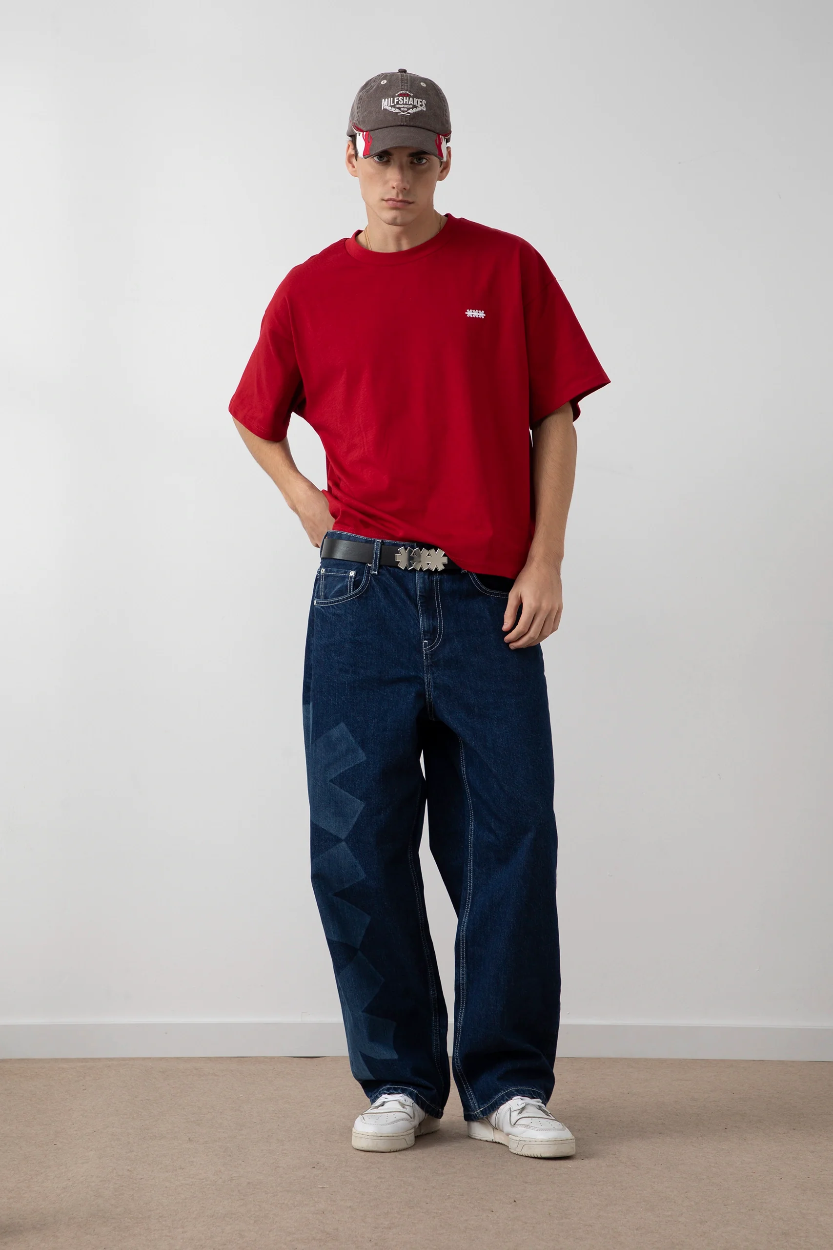 DAILY *** RED - Image 3