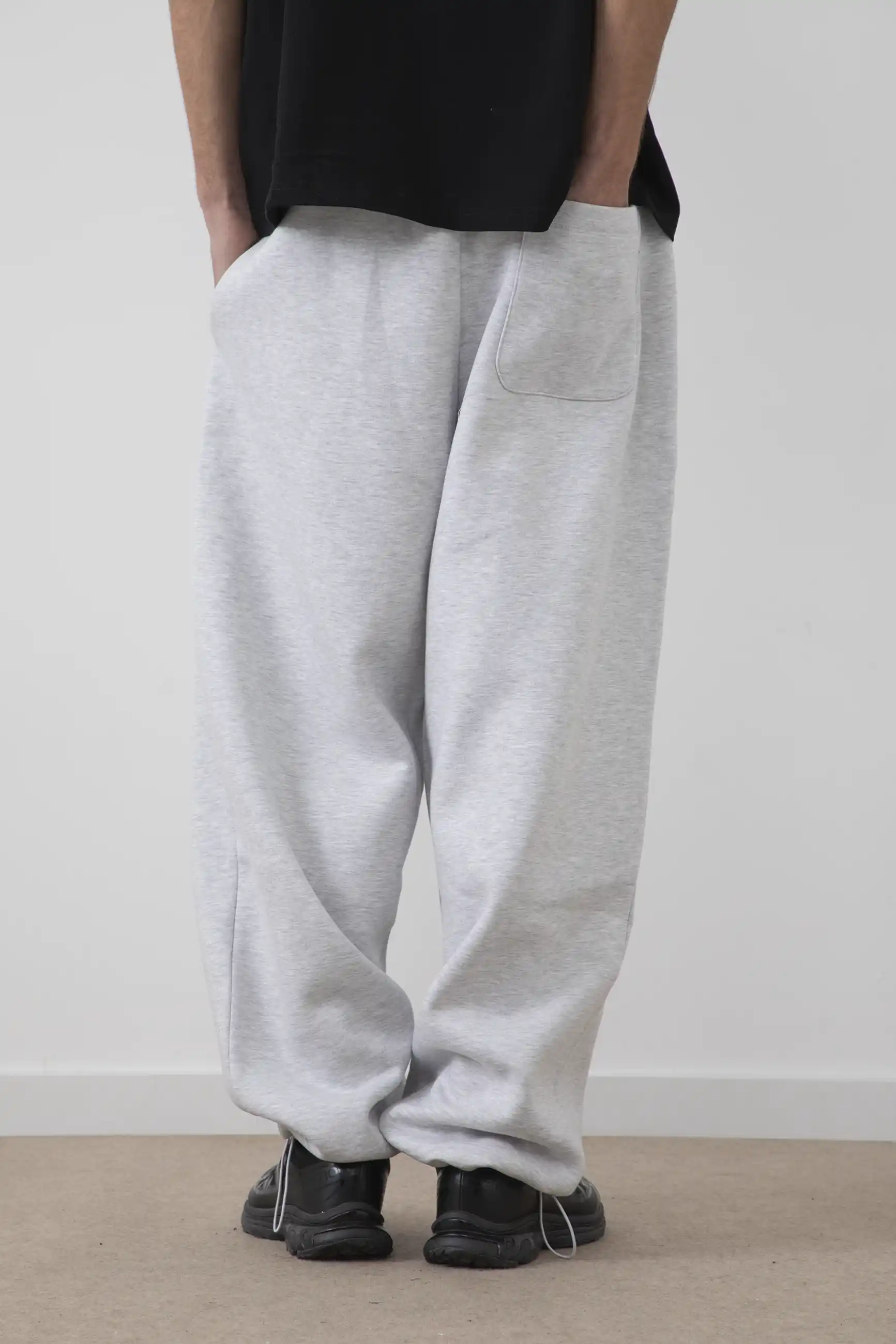 Grey Sweatpant - Image 4