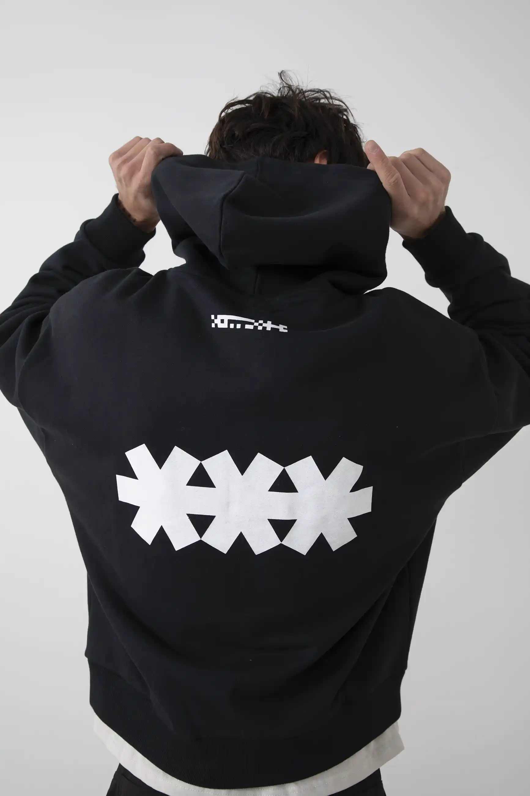*** HOODIE BLACK - Image 3