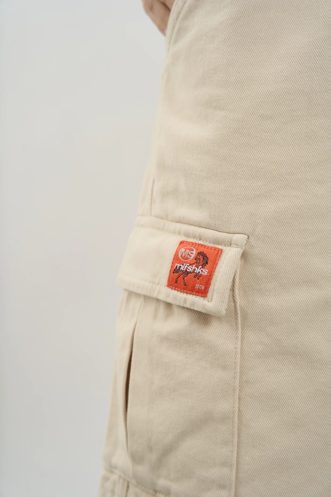 SAND CARGO SHORTS - Image 5