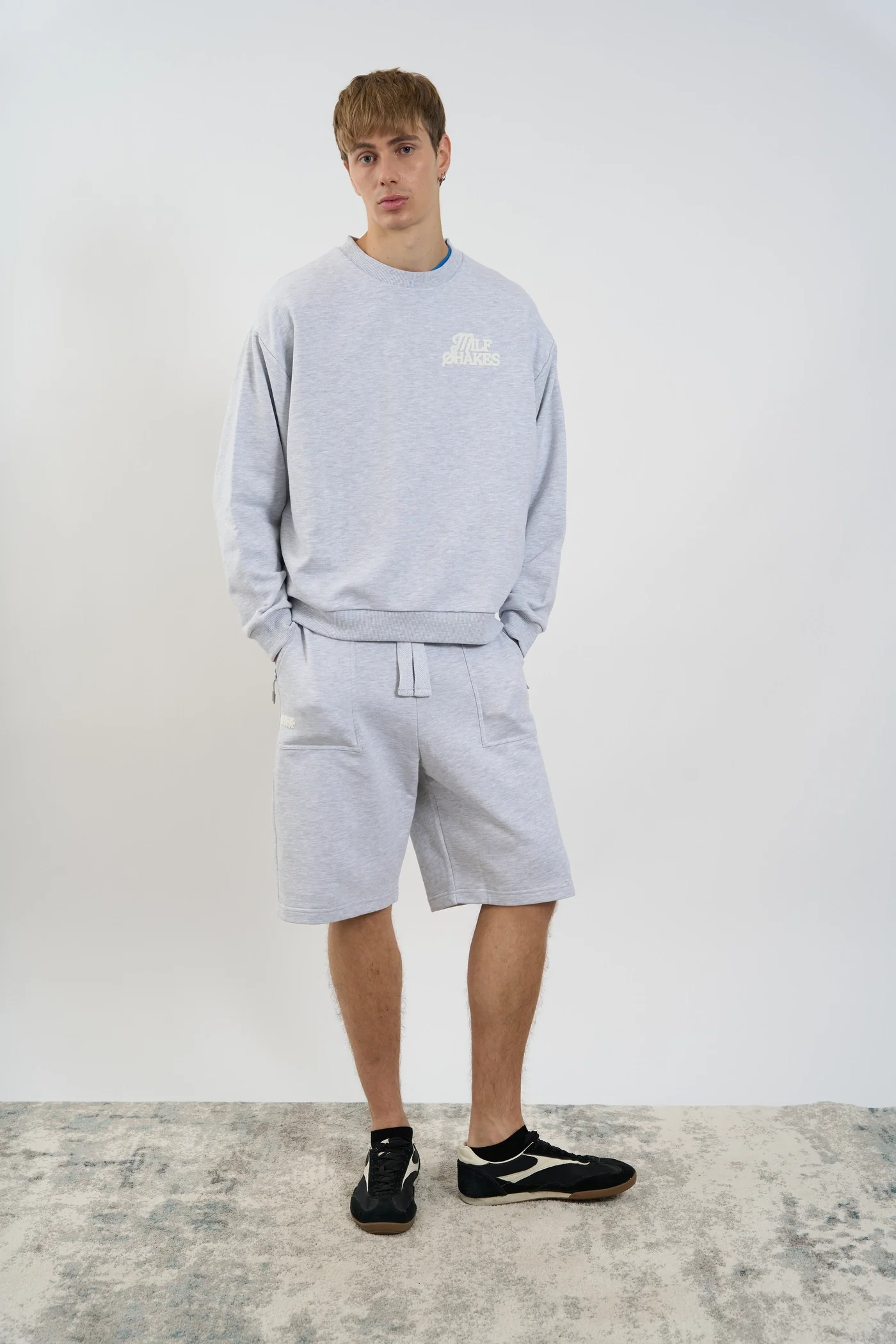 MS GREY CREWNECK - Image 4