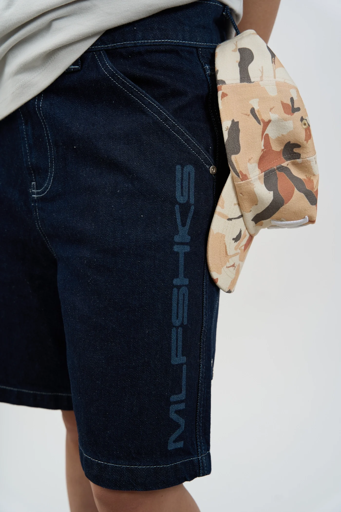 BIG POCKETS DENIM SHORTS INDIGO - Image 5