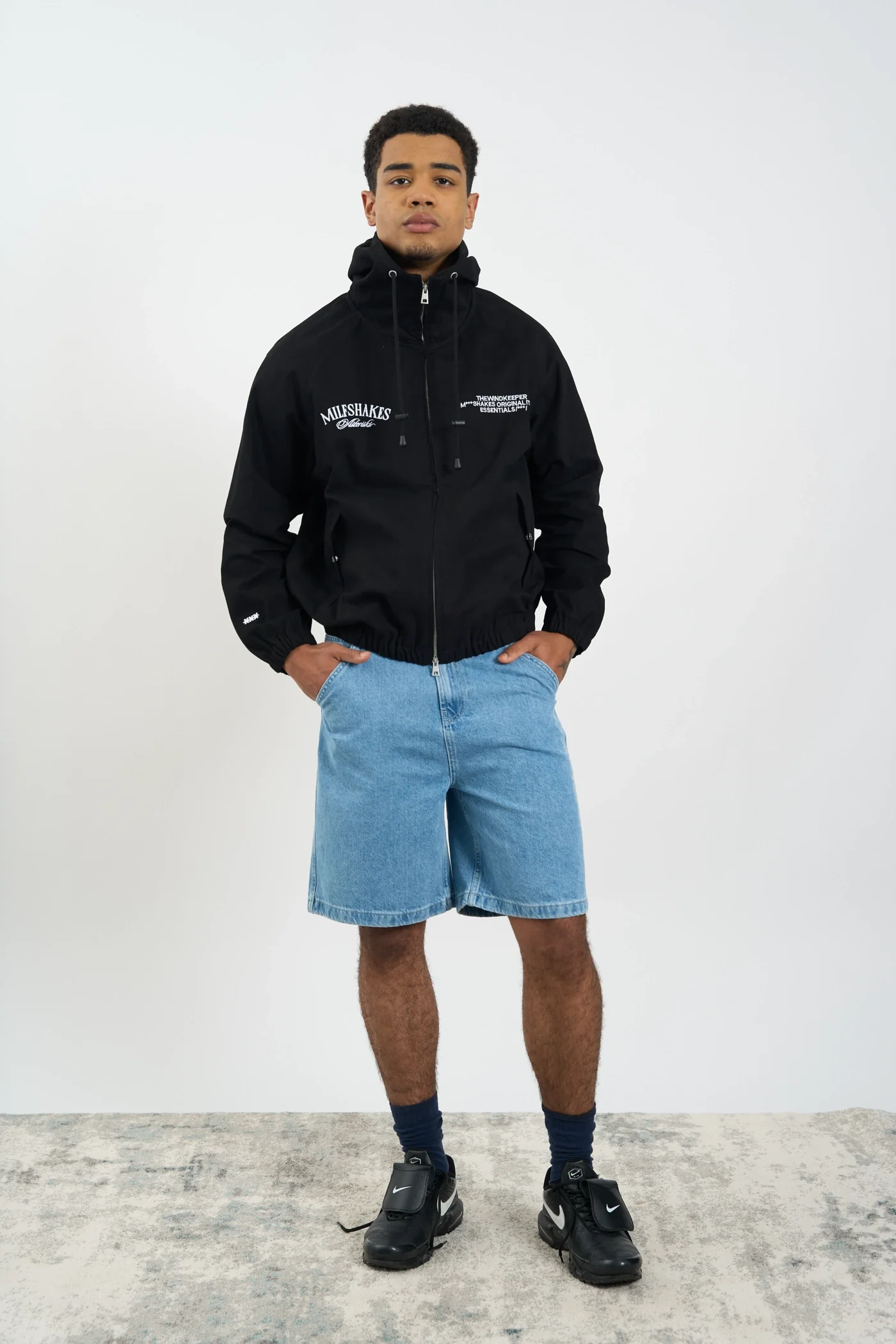 WINDF***ER BLACK - Image 4