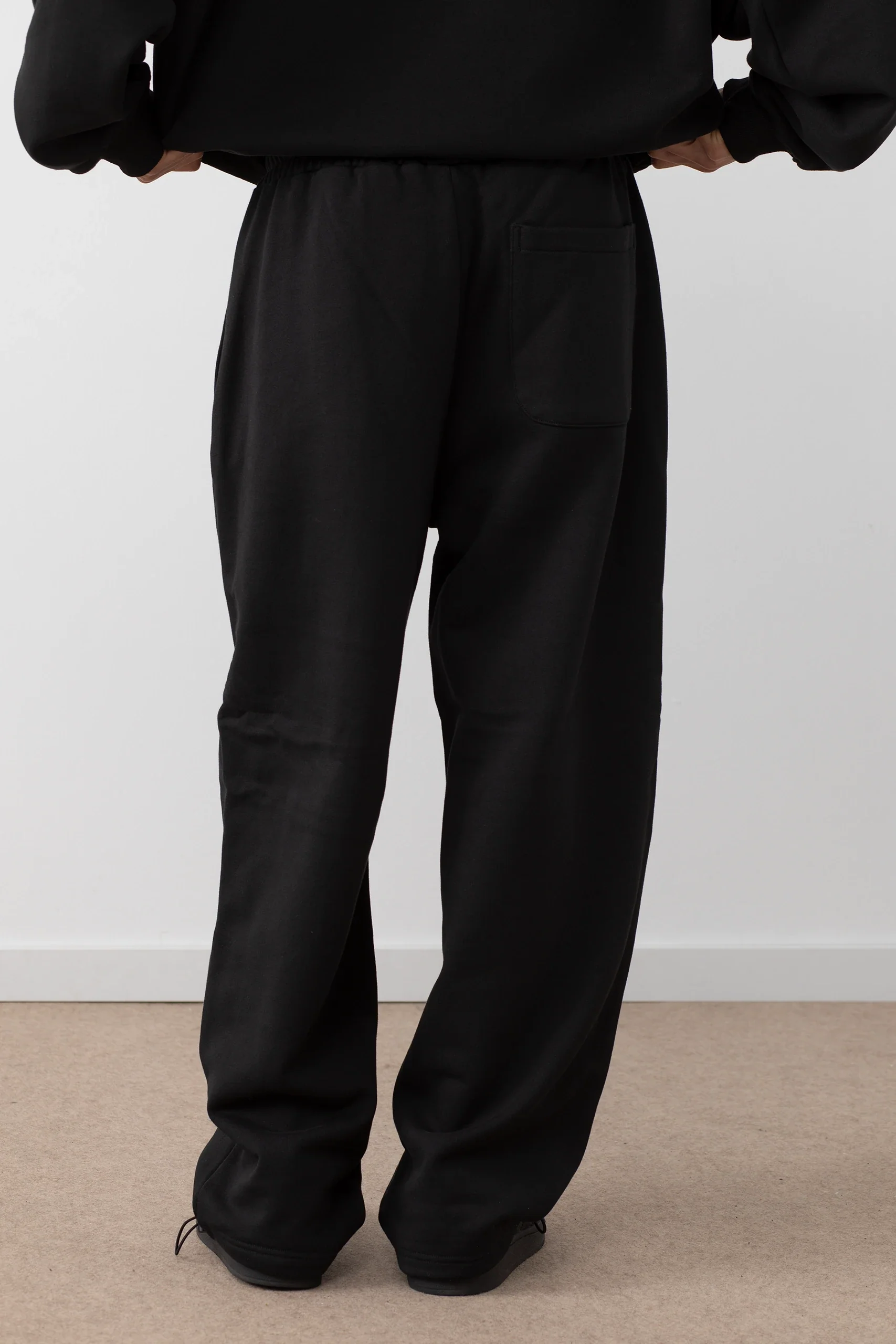 Sweatpants Black - Image 6