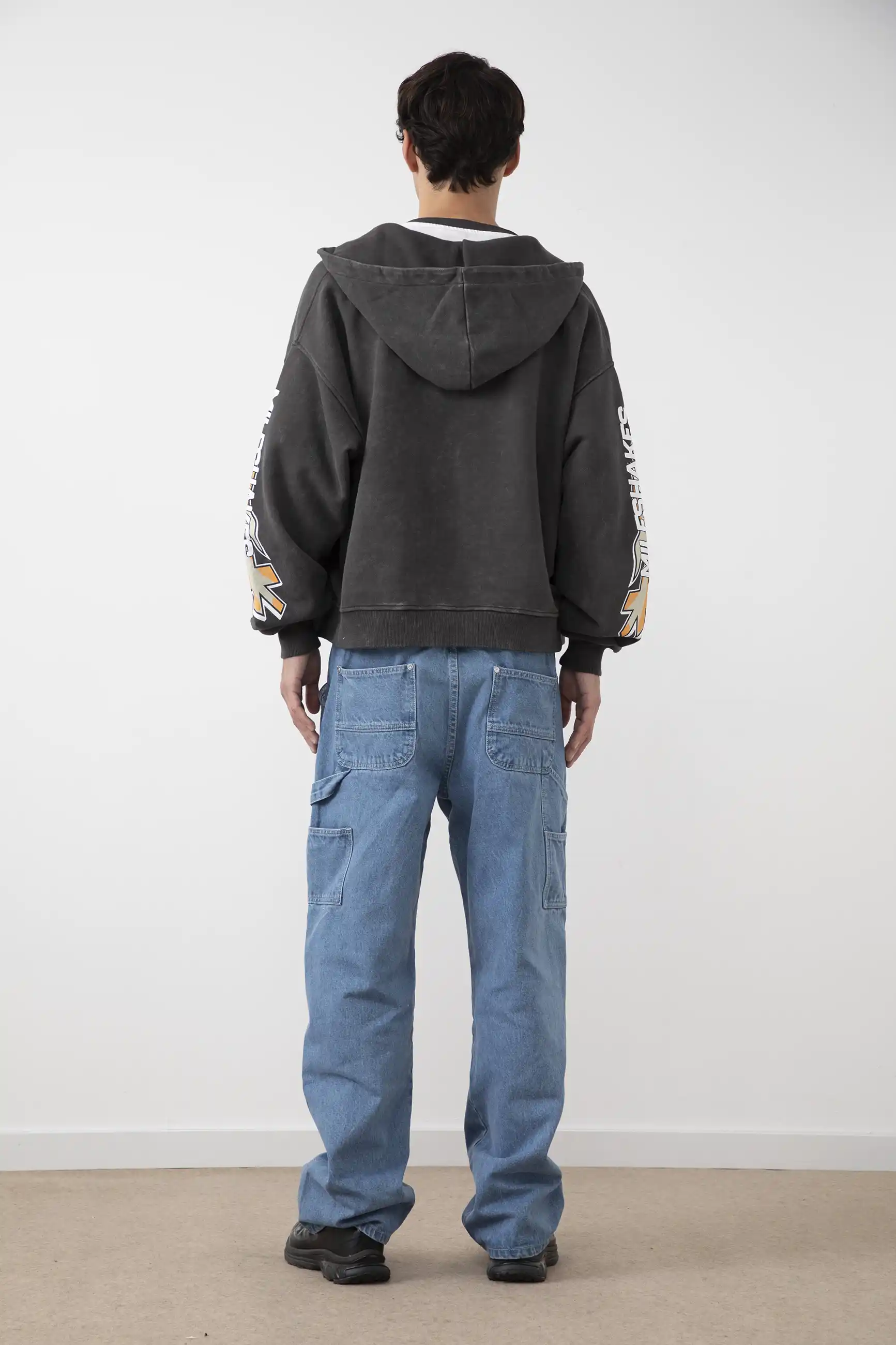 ORNG FLMS ZIPPER - Image 3