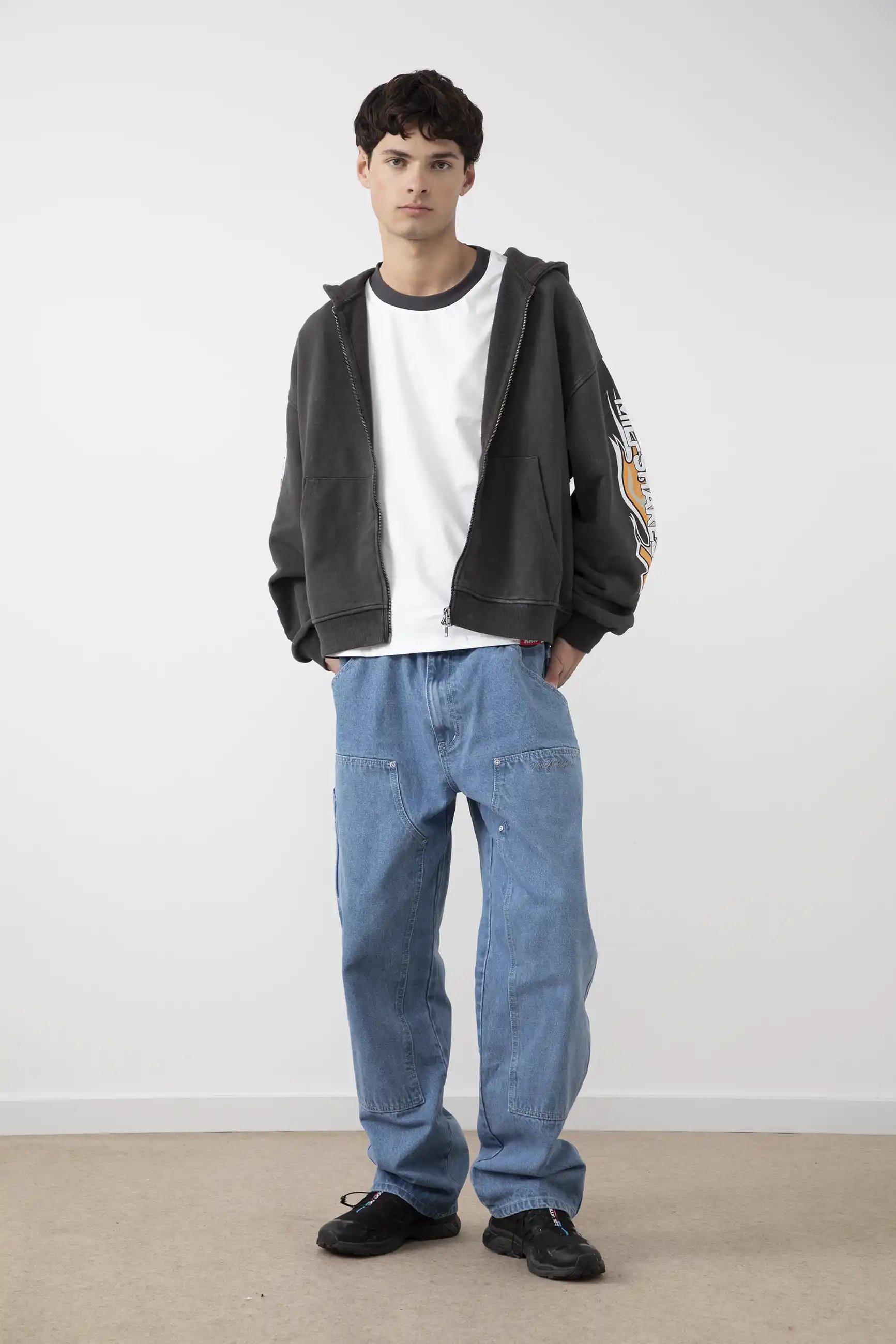 ORNG FLMS ZIPPER - Image 6